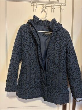 Steilmann Bay Navy and Black Leopard Print Hooded Puffer Coat 👵MT